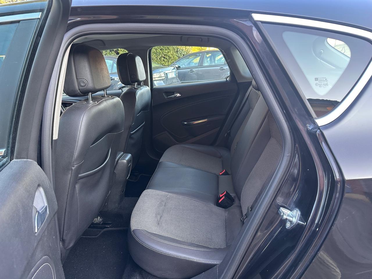 Opel Astra 1.7 CDTI 110CV 5 porte solo 120mila km