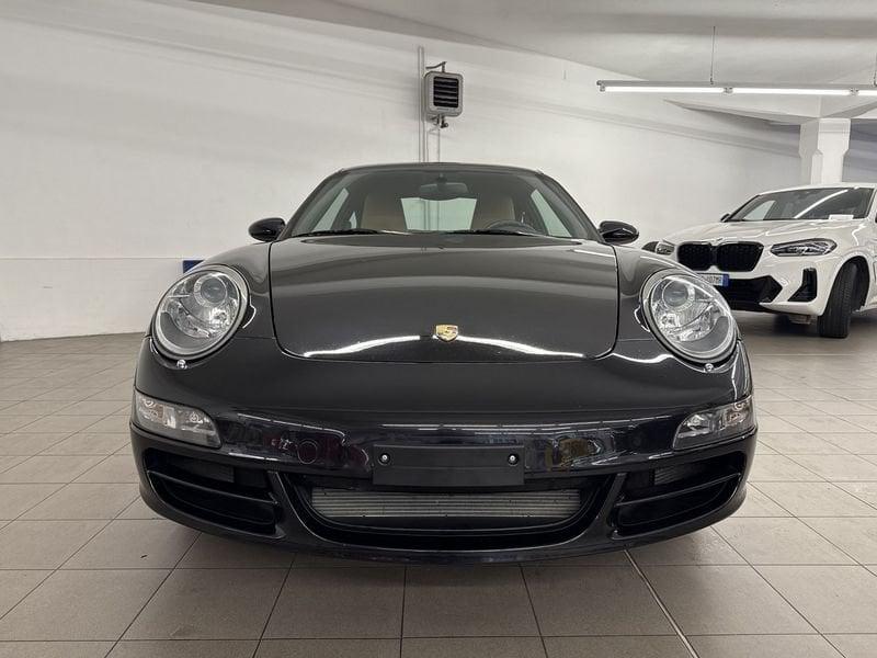 Porsche 911 911 Carrera 4 Coupé
