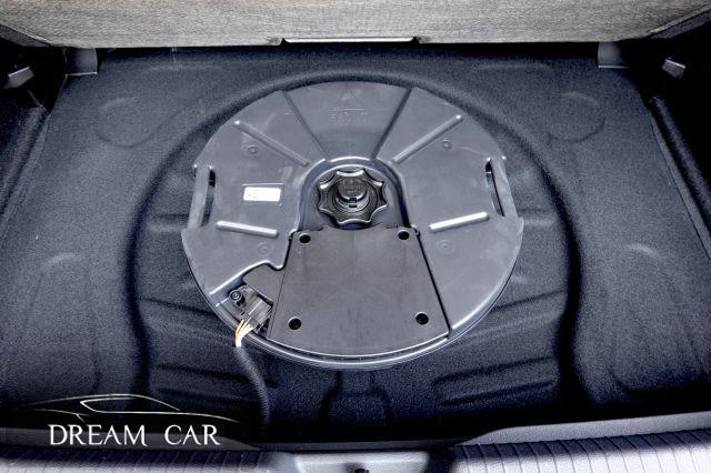 VOLKSWAGEN Golf R 2.0 TSI DSG 4Motion 20 years AKRAPOVIC
