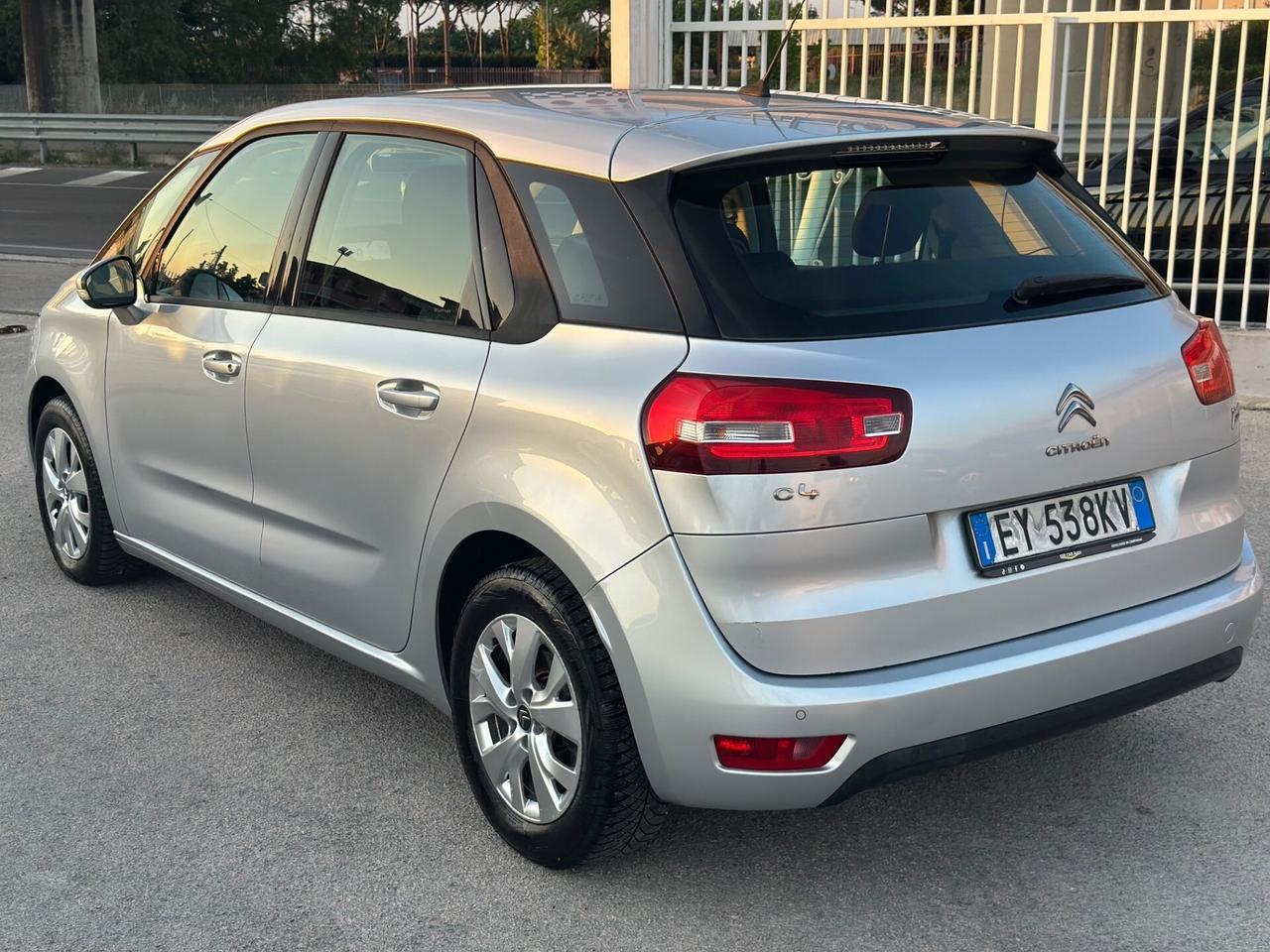 Citroen C4 Picasso 2015 1.6 Diesel 115 Exclusive