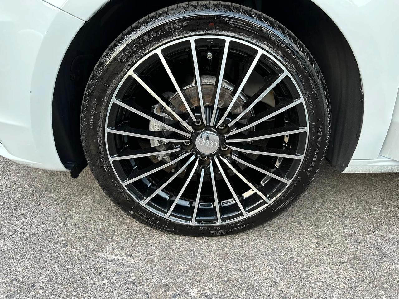 Audi A1 SPB 1.6 TDI S line edition plus