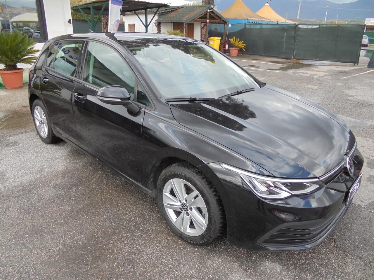 Volkswagen Golf 1.0 eTSI EVO DSG Life