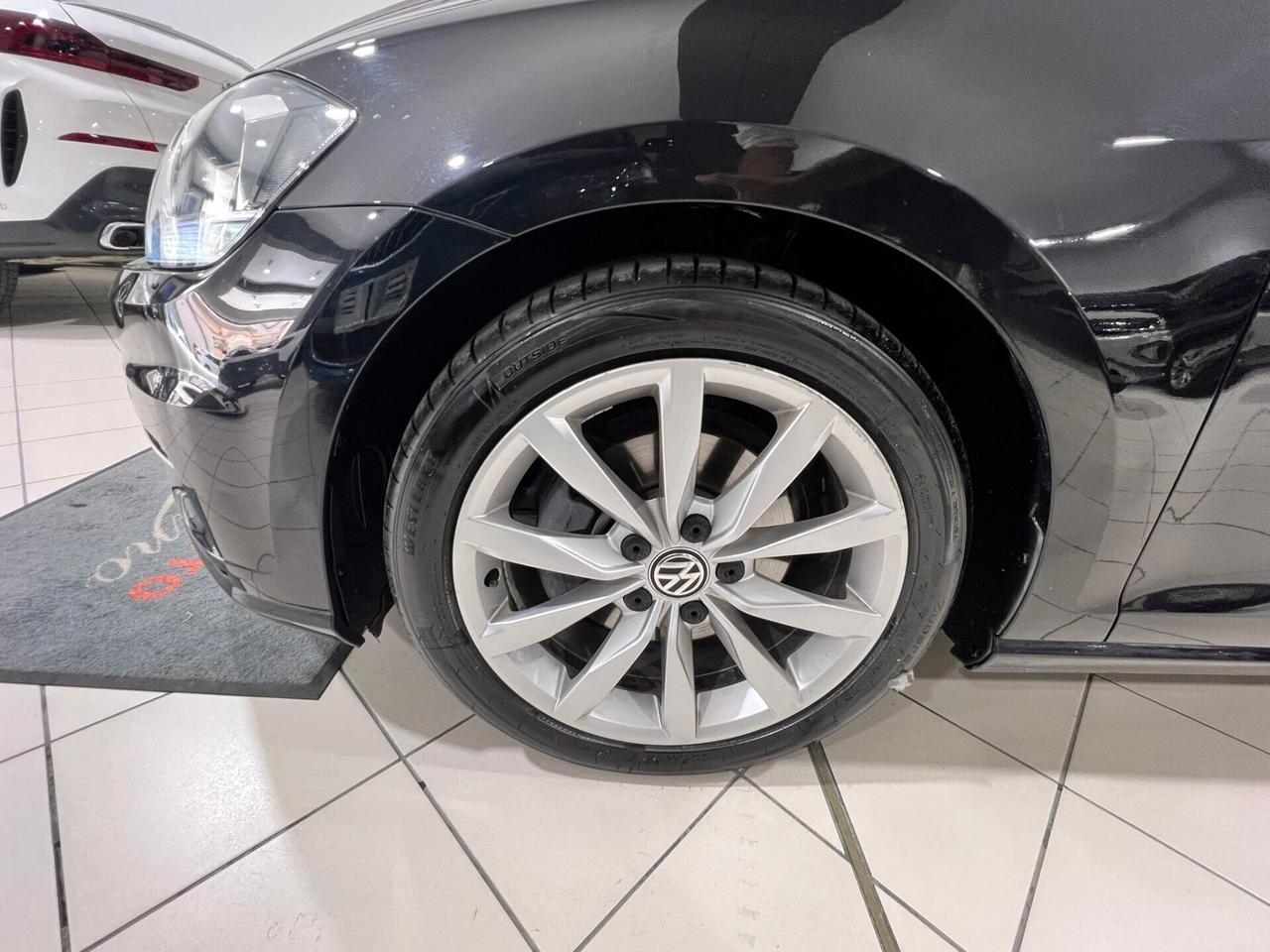 Volkswagen Golf 1.6 TDI 115 CV 5p. Business BlueMotion Technology
