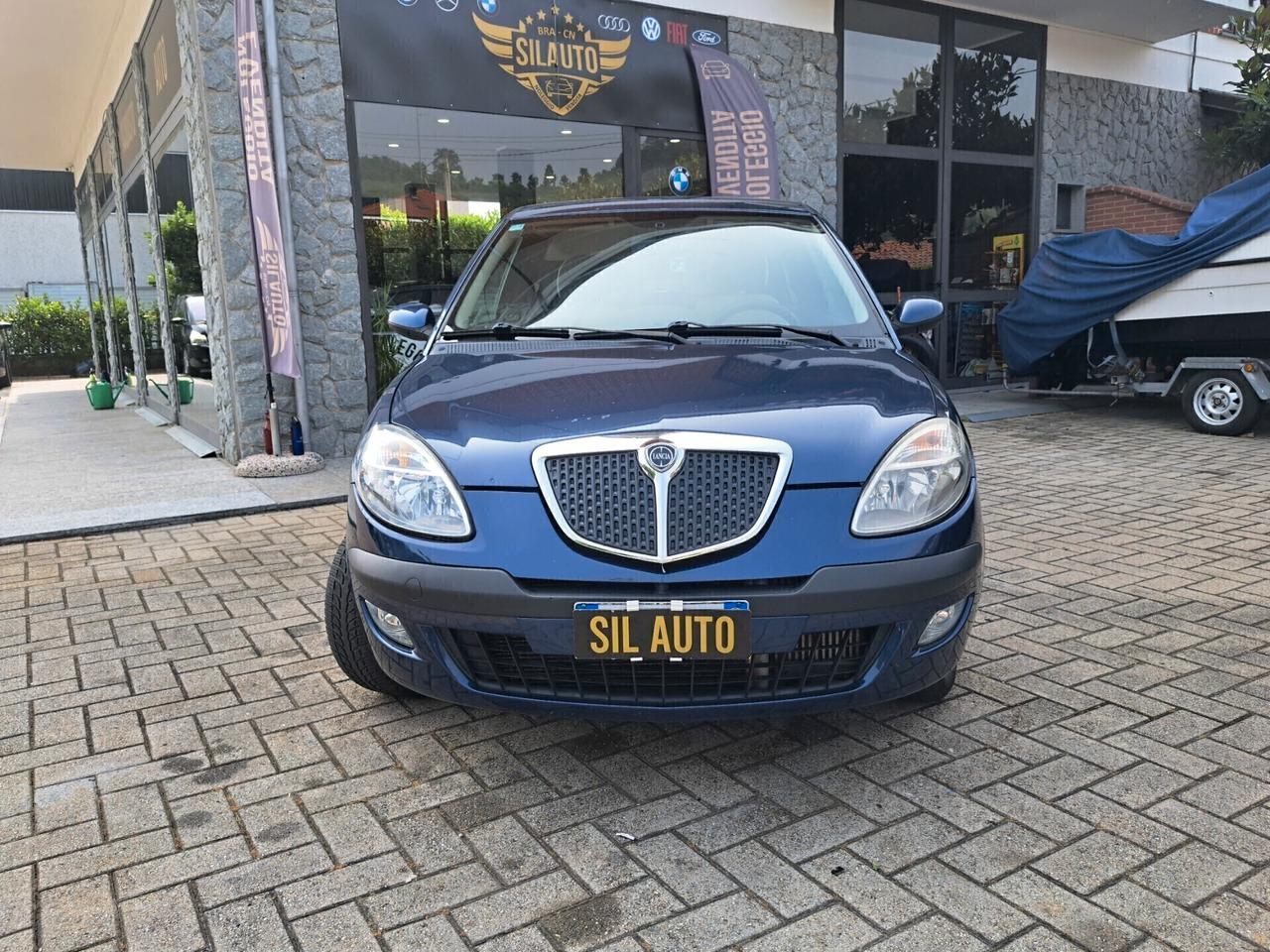 Lancia Ypsilon 1.3 Multijet / 69CV / OK NEOPATENTATI