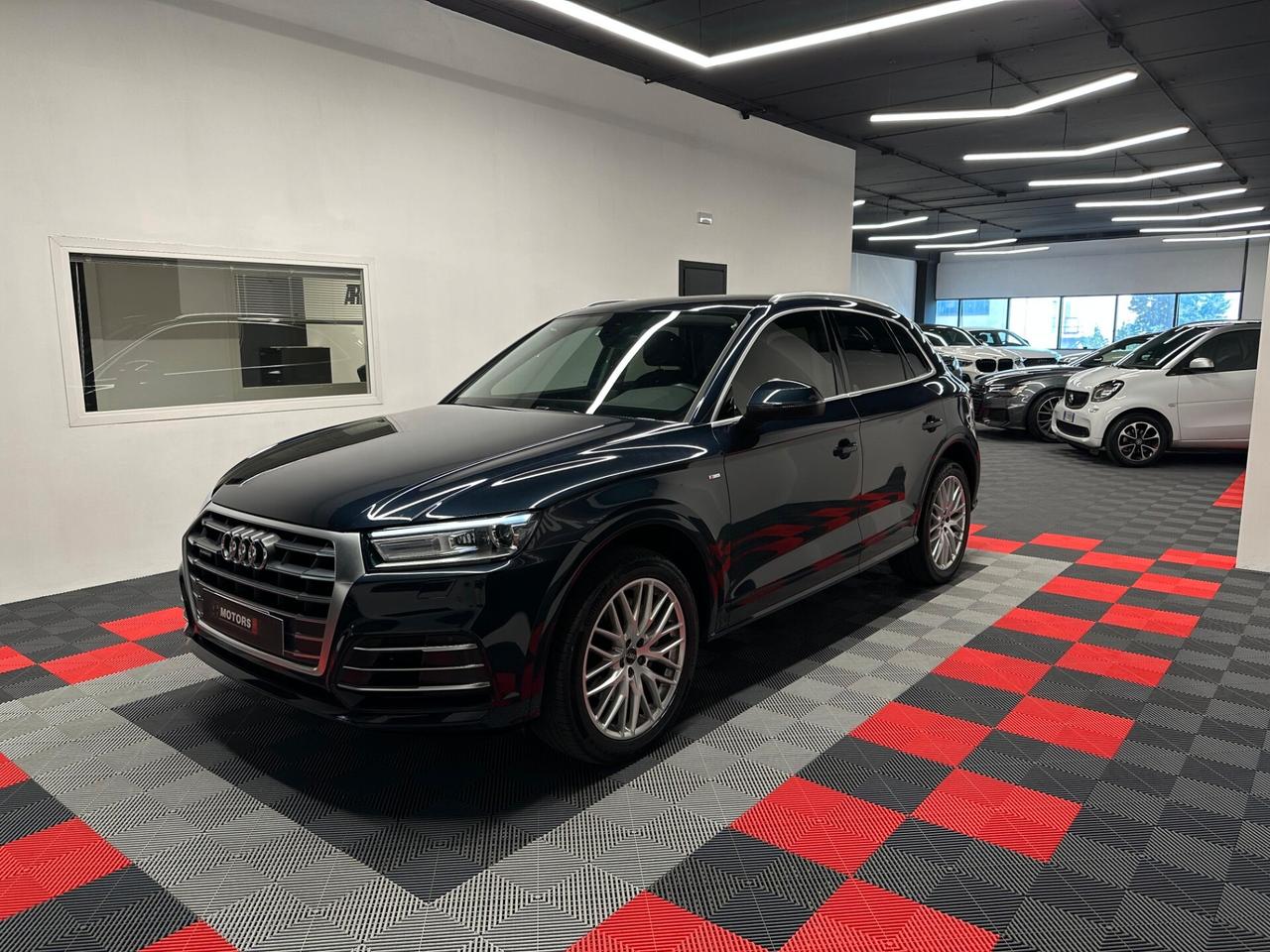 Audi Q5 2.0 TDI quattro S tronic S line plus