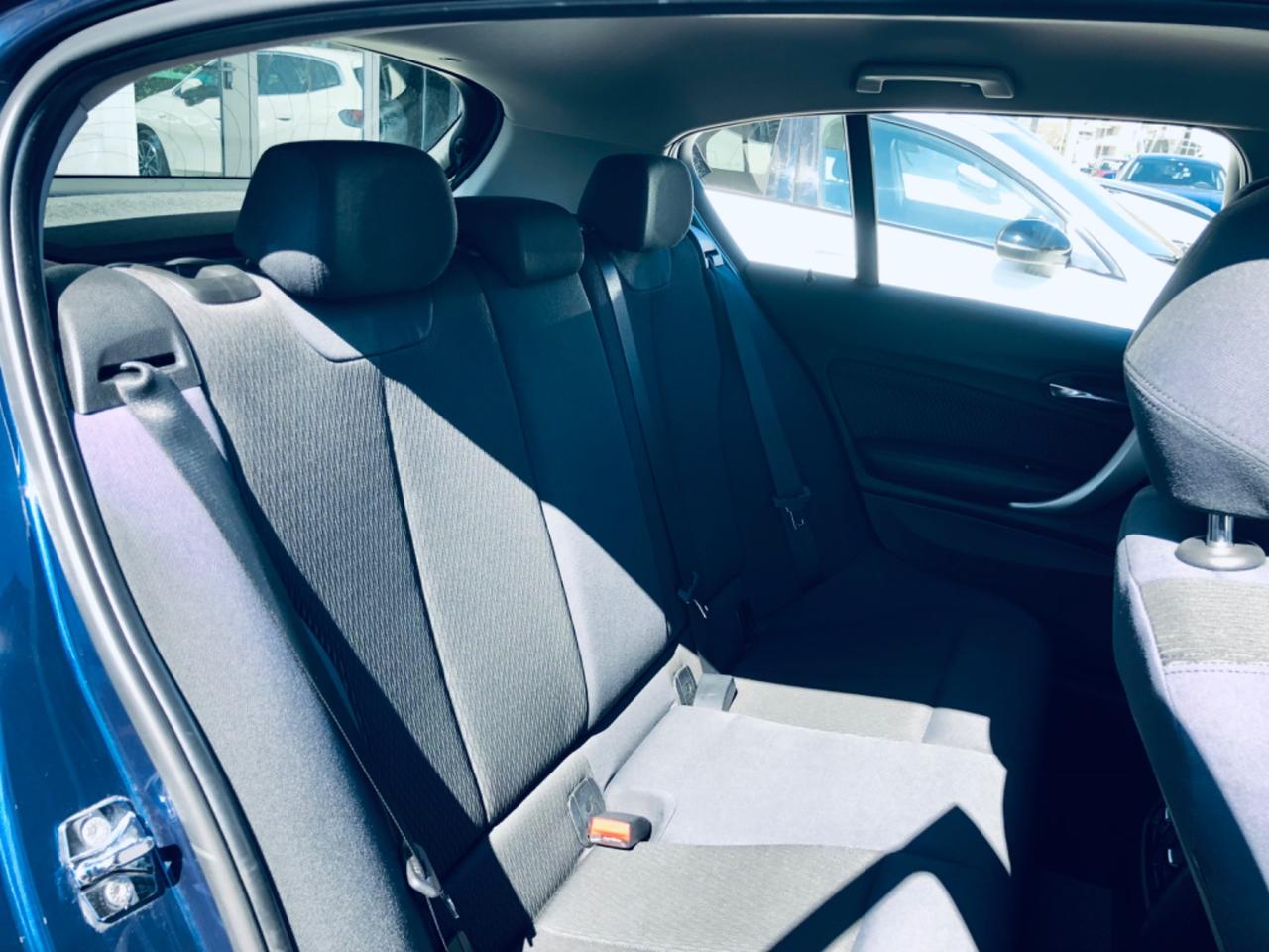 Bmw 116 116d 5p. Joy