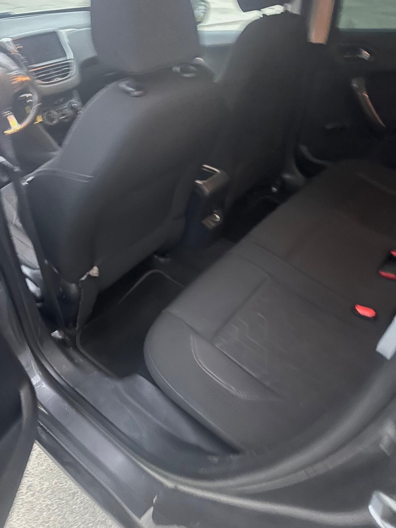 Peugeot 2008 1.4 HDi 68CV Active