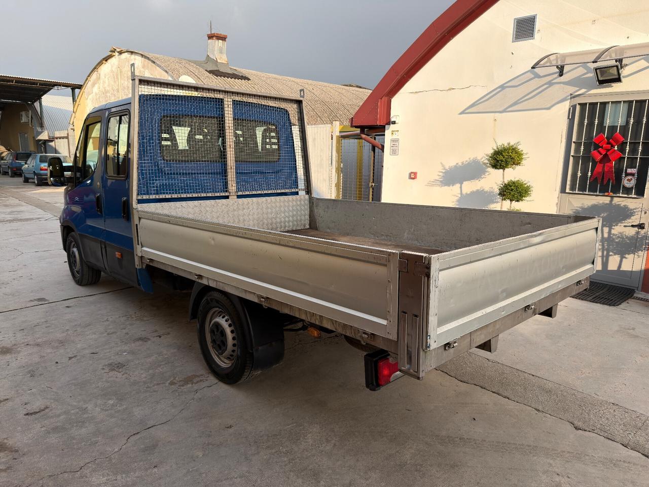 Iveco Daily 3.0d 180cv 7 posti ottime condizioni-2018