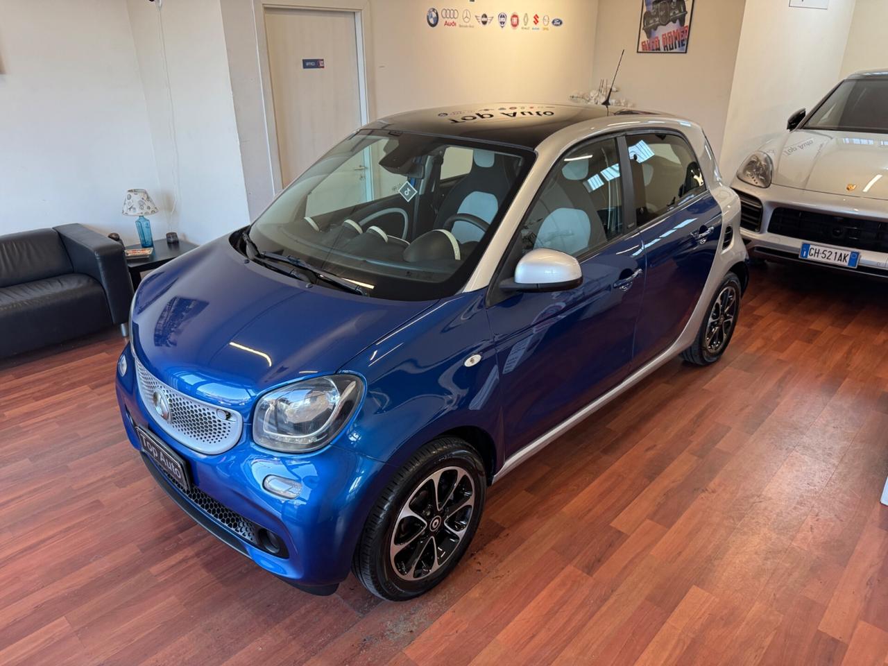 SMART FORFOUR 70 1.0 PASSION