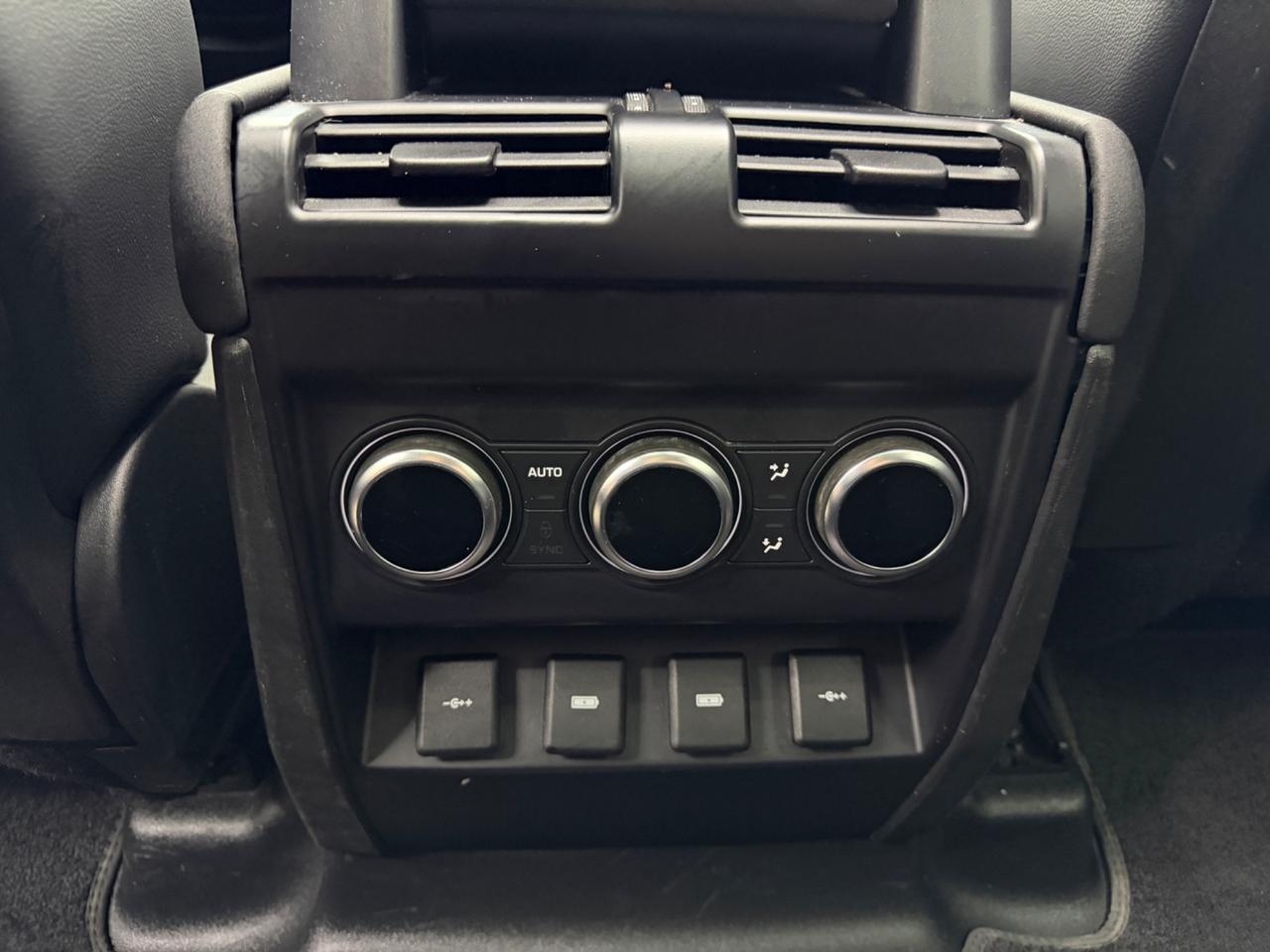 Land Rover Defender 110 2.0 240CV First Edition IPER FULL