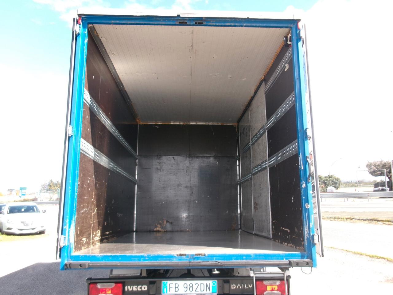 Iveco Daily 35C13 2.3 130CV E5 FURGONE LEGA DA 3.80 METRI