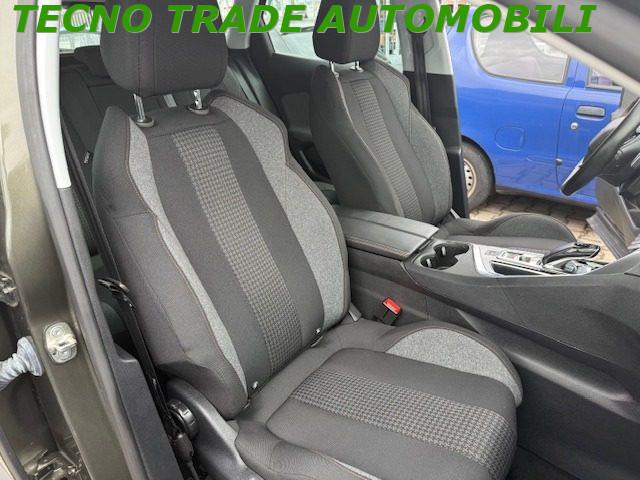 PEUGEOT 3008 BlueHDi 130 S&S EAT8 Business