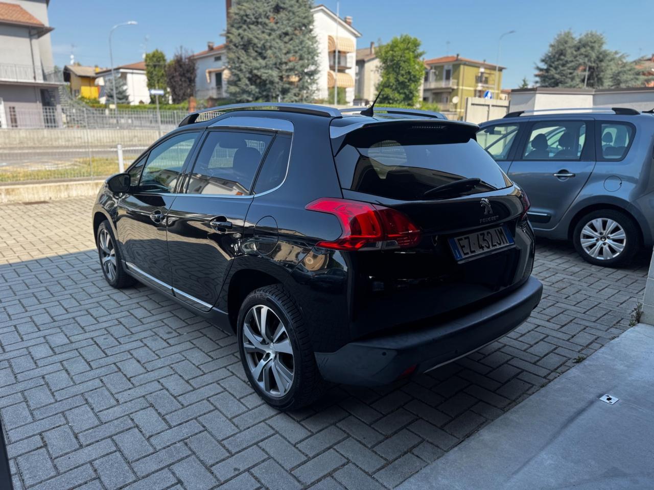 Peugeot 2008 1.6 e-HDi 92 CV Stop&Start Allure