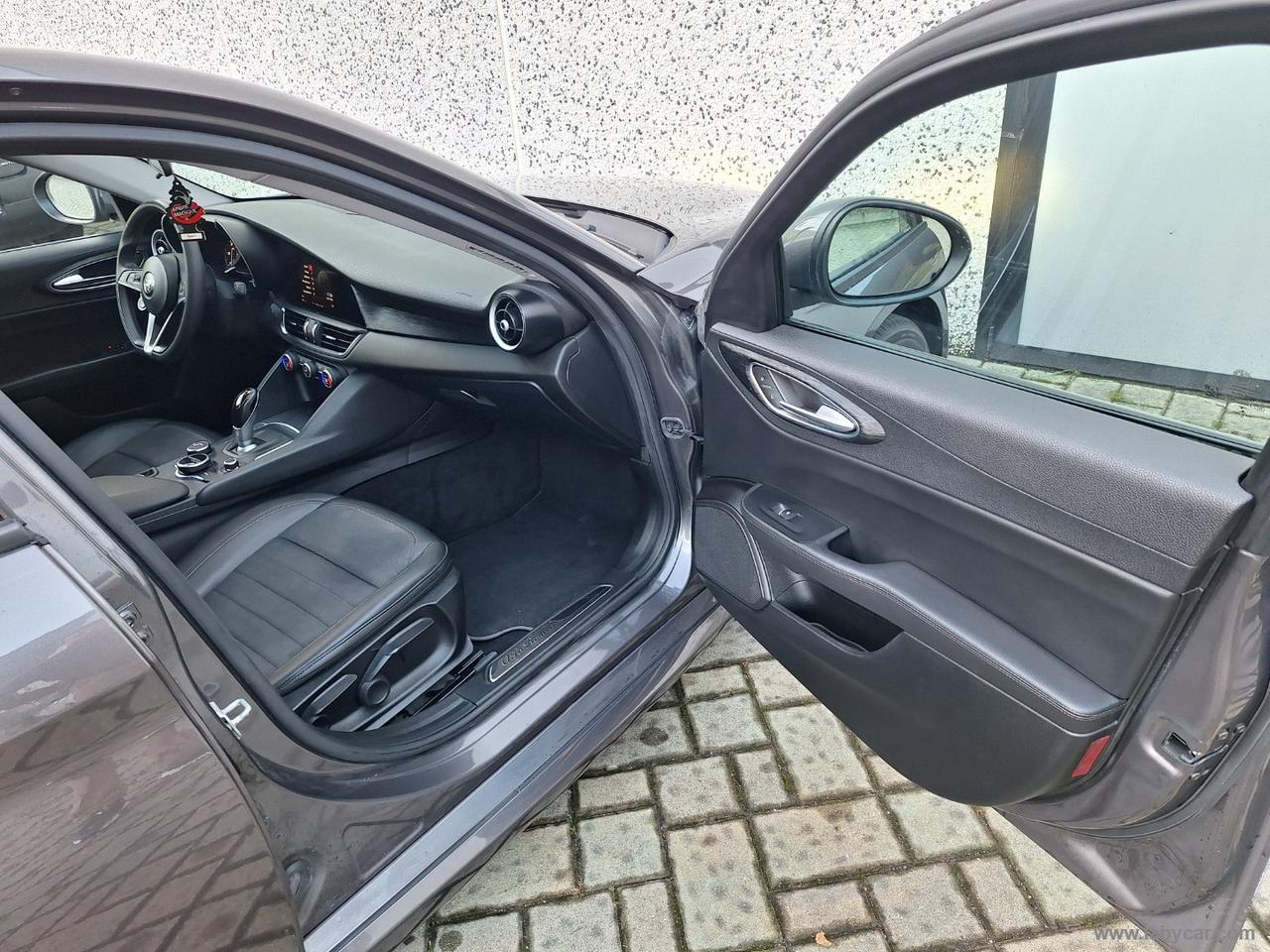 ALFA ROMEO Giulia 2.2 TD 160 CV AT8 SOLO *70000KM*