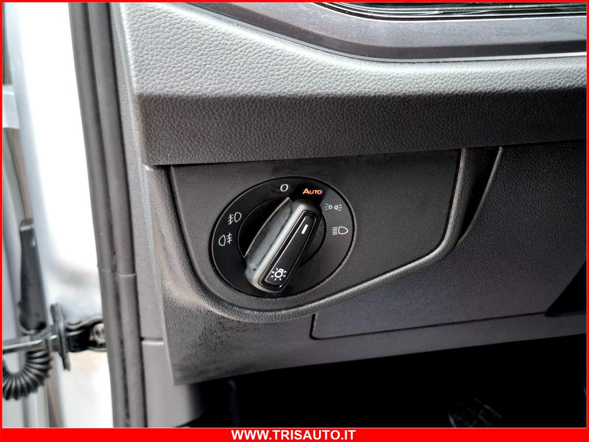 VOLKSWAGEN Polo 1.0 TSI Style NEOPATENTATI (FULL LED+NAVI)
