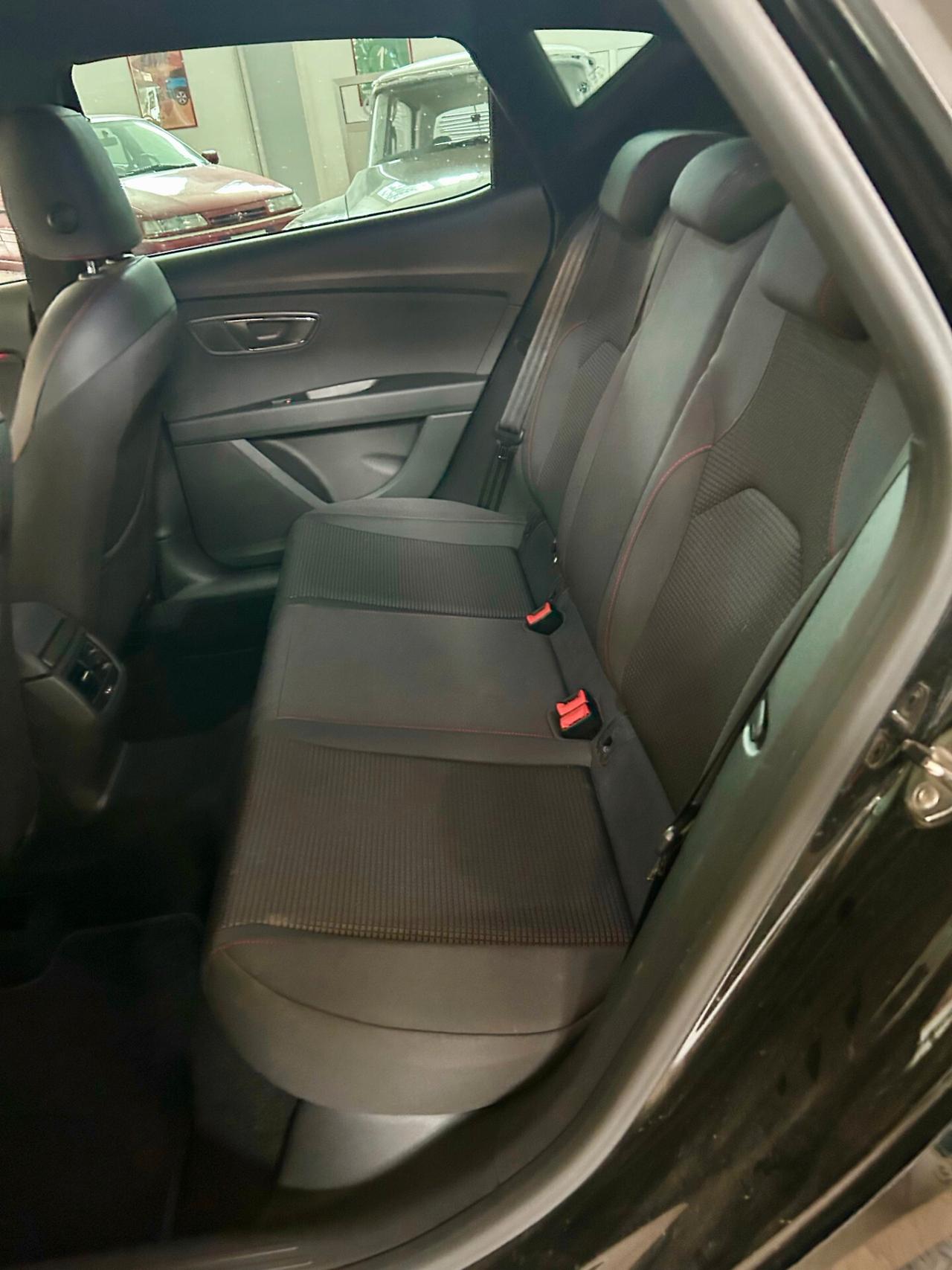 Seat Leon 1.5 TGI DSG 5p. FR
