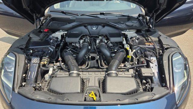 MASERATI GranTurismo V6 490 CV AWD Modena PERMUTE IVA ESPOSTA
