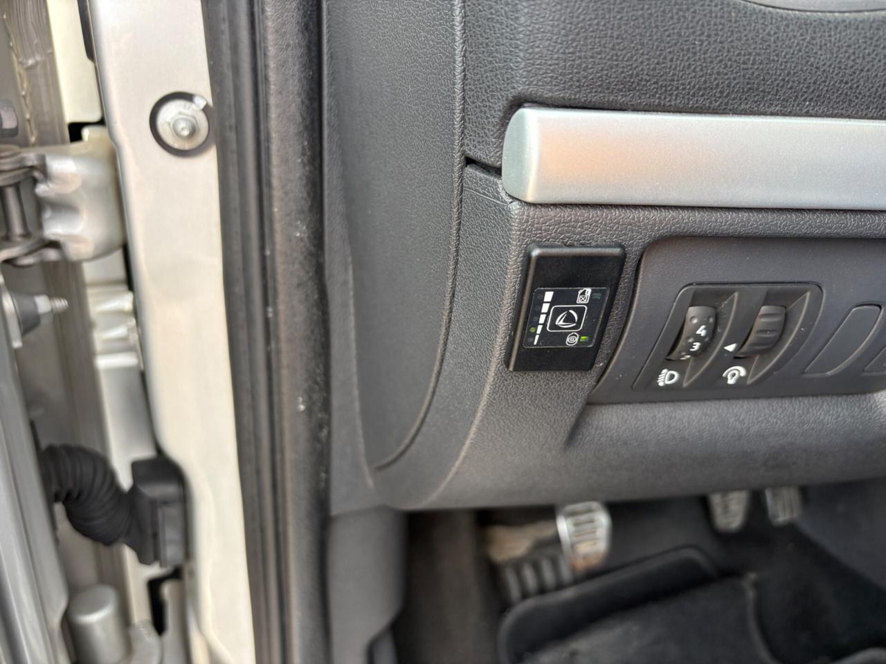 Renault Clio 1.1 BENZ/GPL*2010*NAVIGATORE*GPL2030