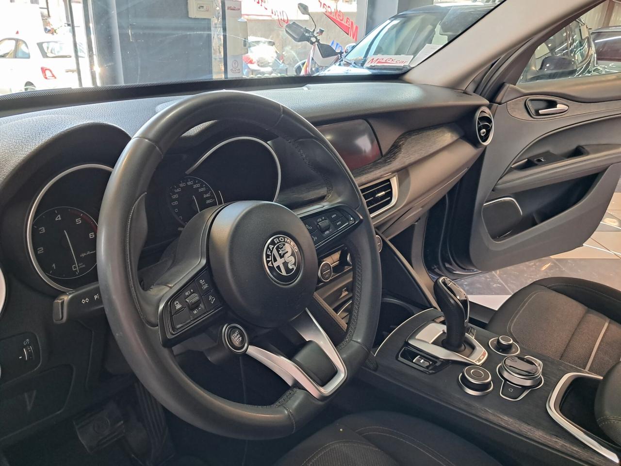 Alfa Romeo Stelvio 2.2 Td 160 cv AT8 RWD Business