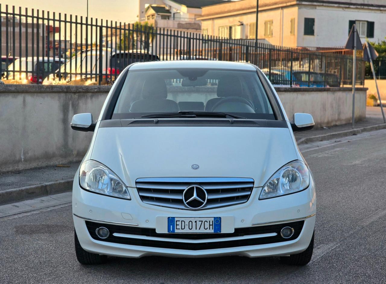 CLASSE A RESTYLING SPECIAL 2011 CON SOLI 112.000KM