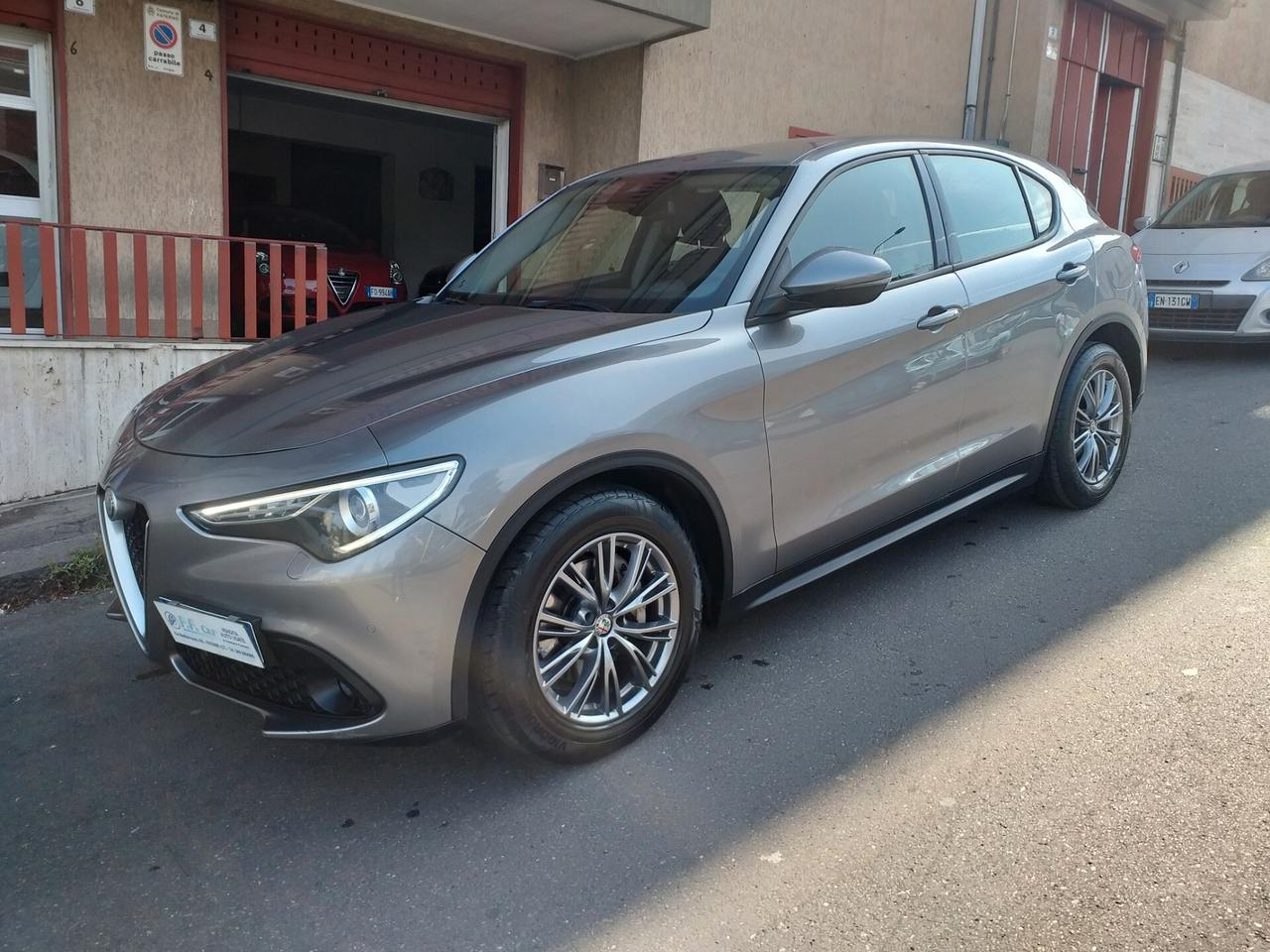 Alfa Romeo Stelvio 2.2 Turbodiesel 180 CV AT8 RWD Super