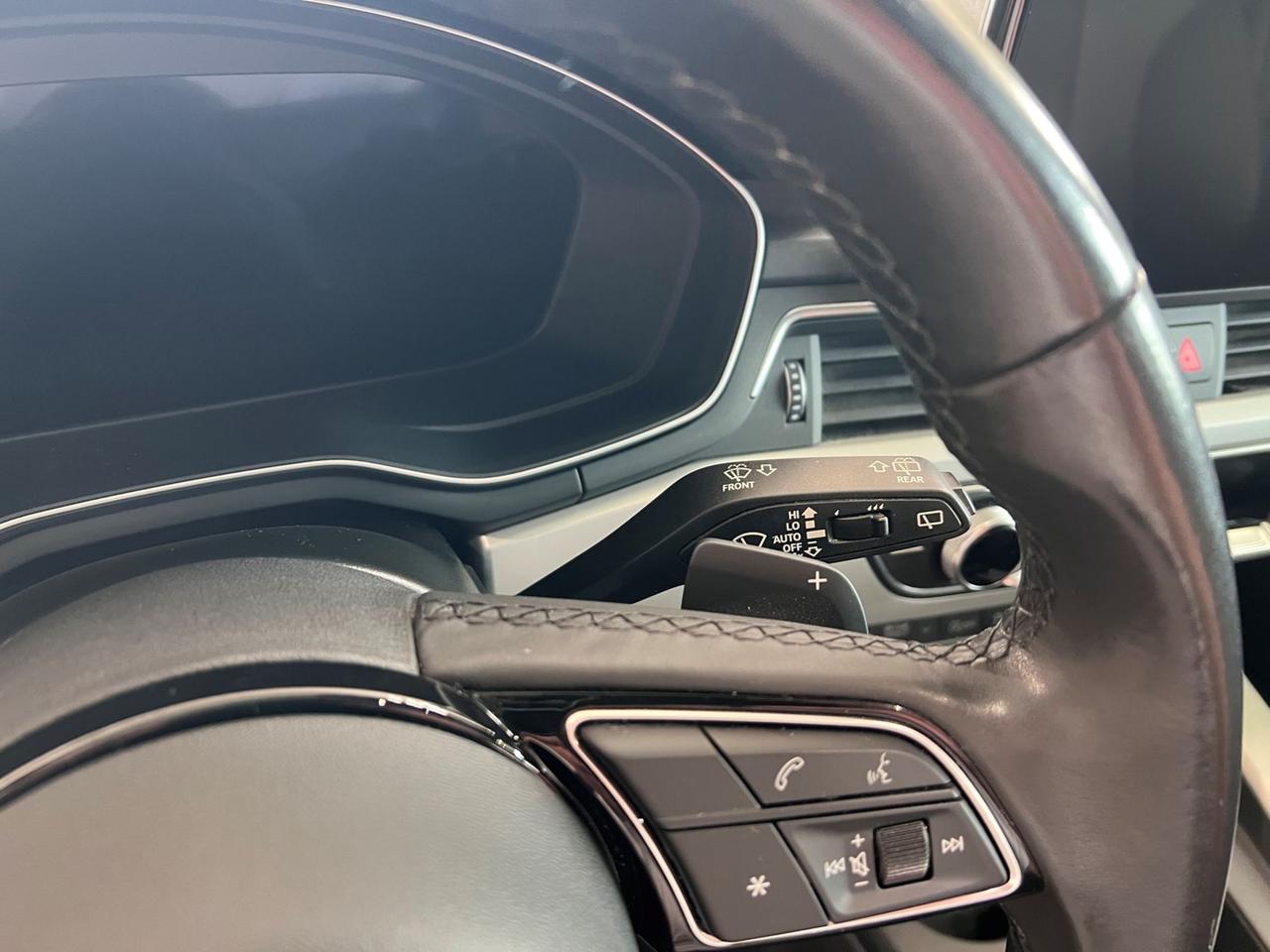 AUDI A4 V 2019 Allroad Quattro 40 2.0 tdi mhev Identity Contrast quattro 204cv s-tronic