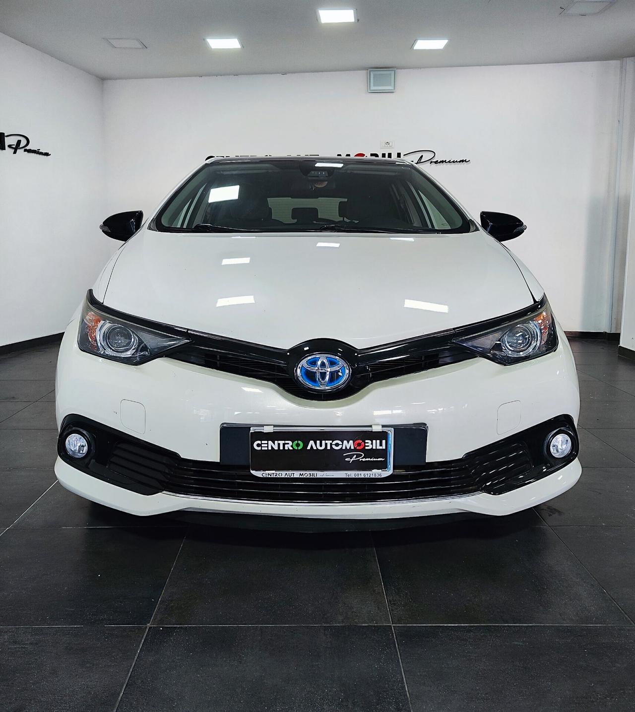 Toyota Auris 1.8 90cv Hybrid Lounge Automatica
