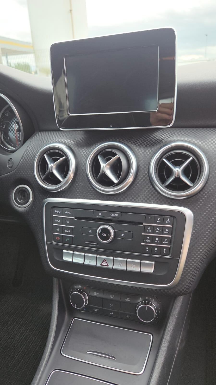 Mercedes-benz A 180 d Automatic Premium