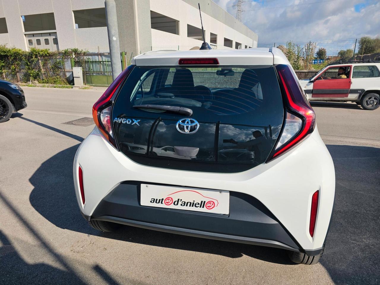 Toyota Aygo X 1.0 VVT-i 72 CV 5 porte Trend Air