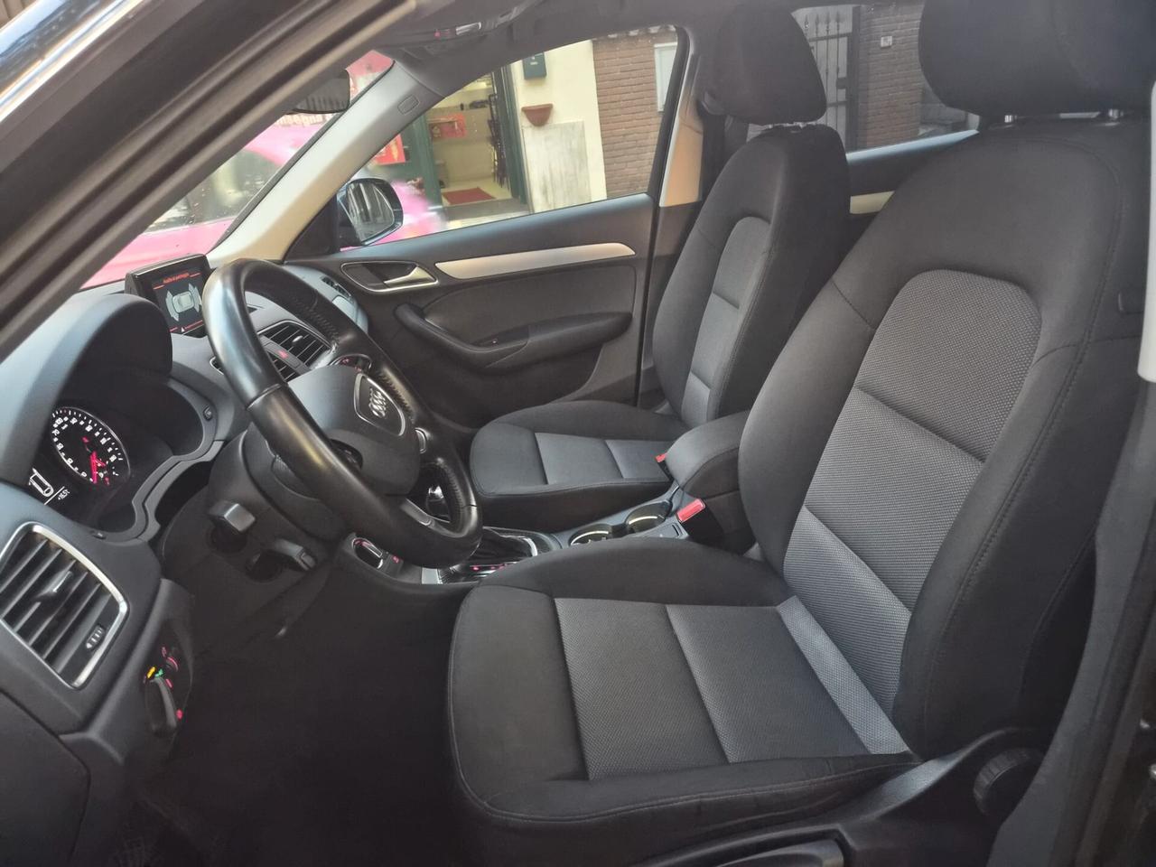 Audi Q3 2.0 TDI 150 CV quattro Business