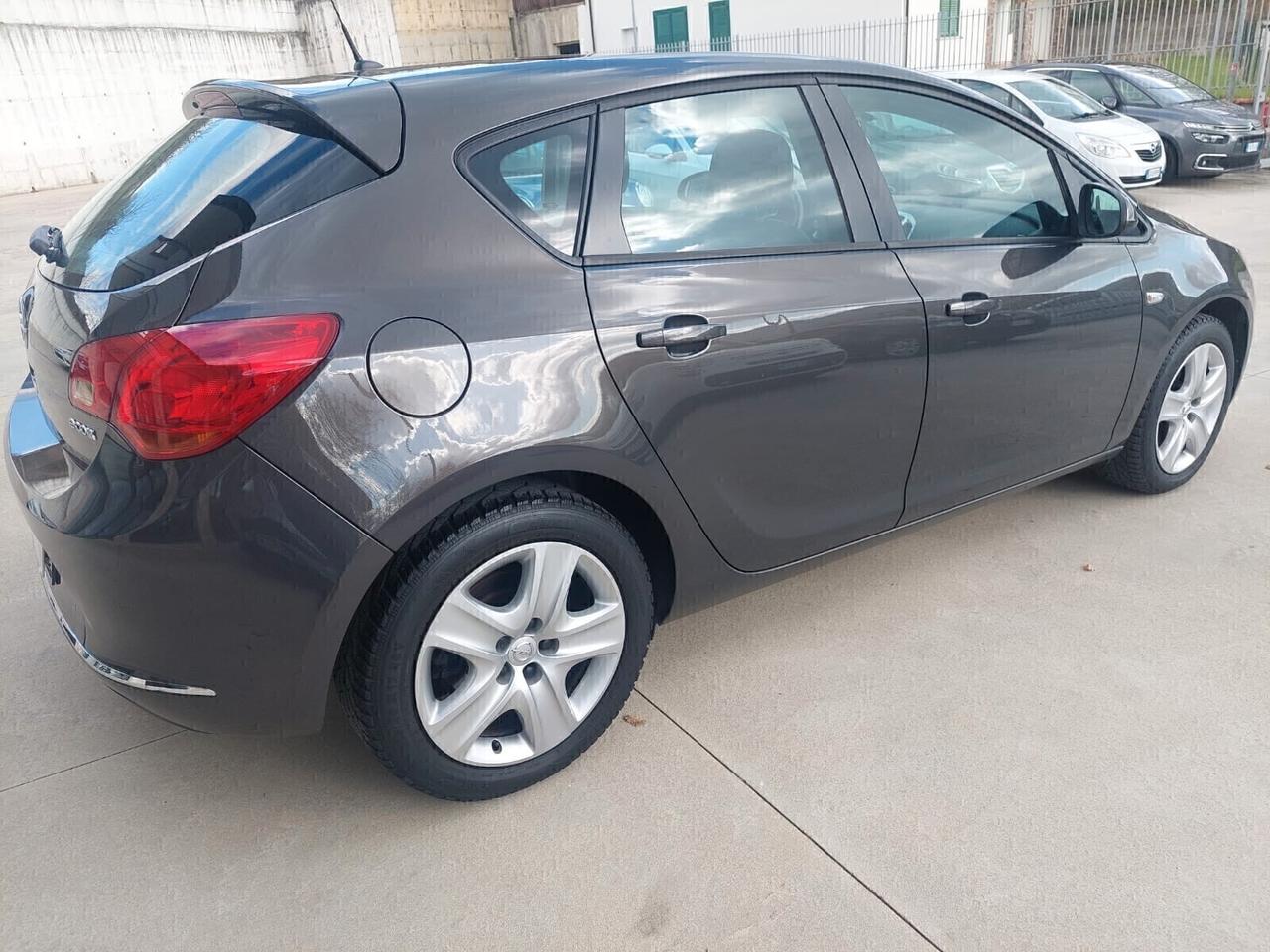 Opel Astra 1.6 CDTI EcoFLEX 2014 euro 6b 6marce