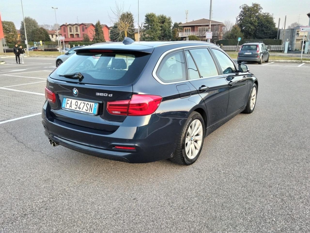 BMW 320d xDrive 190Cv*Automatic*Pdc*S&S*E6