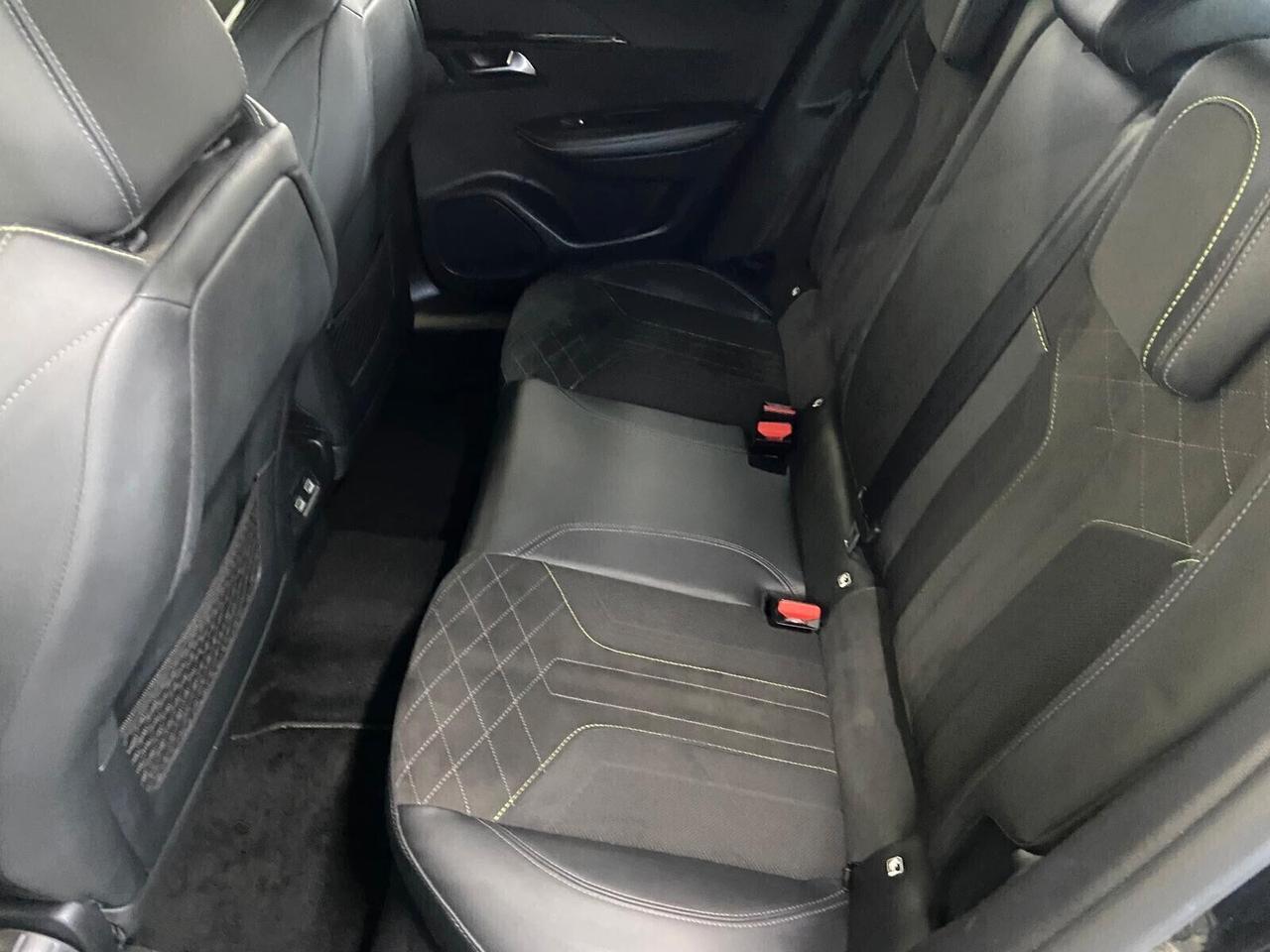 Peugeot 2008 BlueHDi 130 S&S EAT8 GT