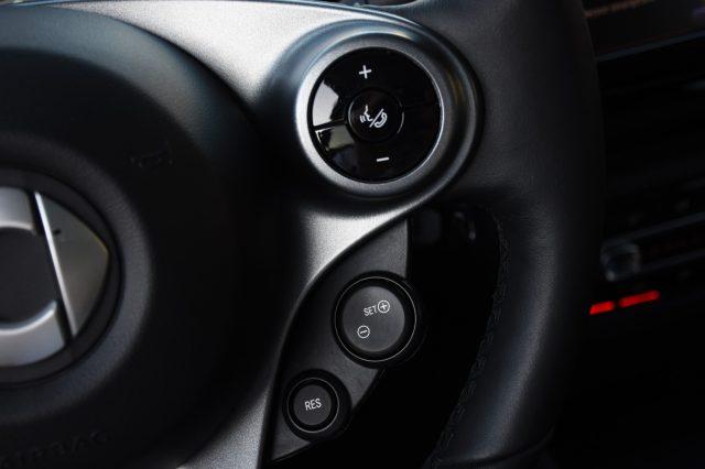 SMART ForTwo EQ Gold (22kW) *LED*CARPLAY*CAM*16"*