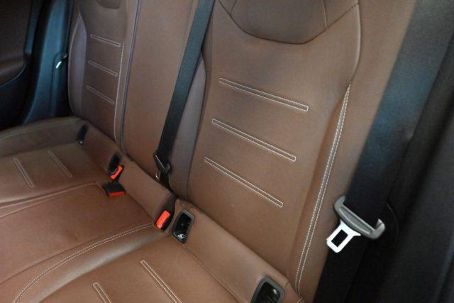 MERCEDES-BENZ A 35 AMG 4MATIC CAM19"NAVI LED PDC CRUISE TEL SED.RISC.FULL
