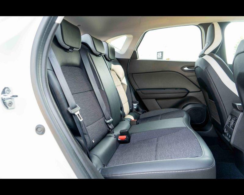 Renault Captur 2ª serie Full Hybrid E-Tech 145 CV Intens
