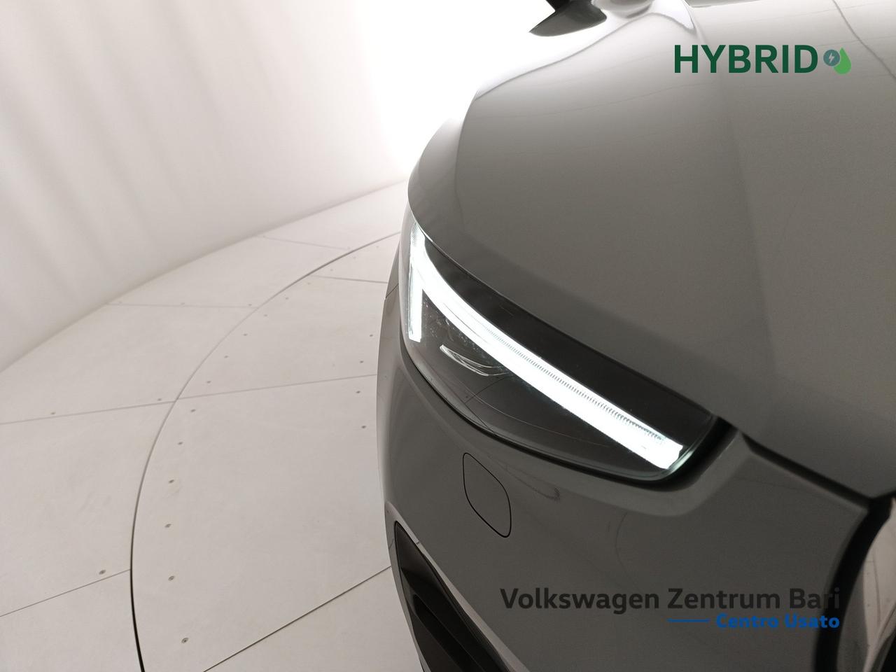 Volvo XC40 2.0 b3 core auto