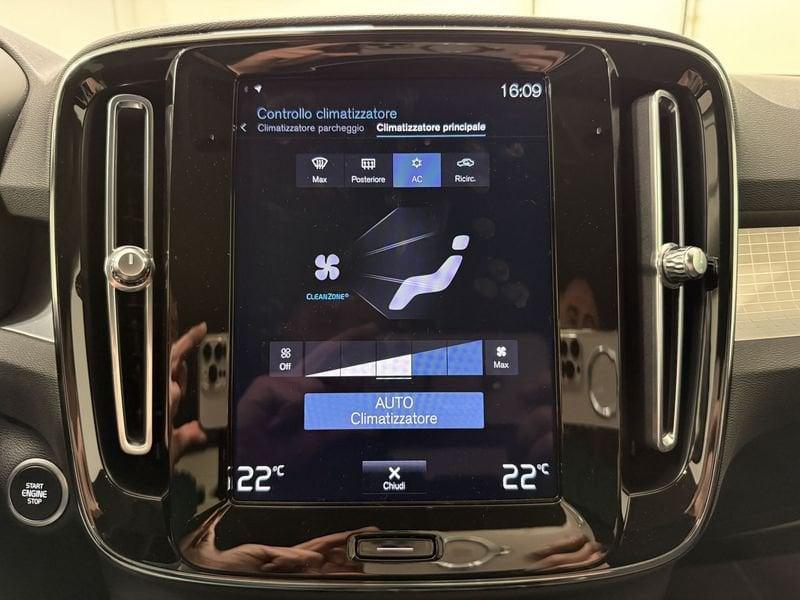 Volvo XC40 Recharge T4 Plug-in Hybrid auto Recharge Inscription Expression