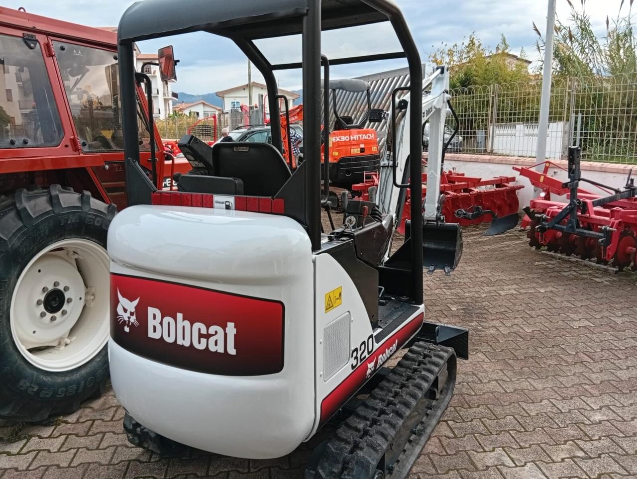Escavatore Usato Bobcat 320 (17 Quintali)