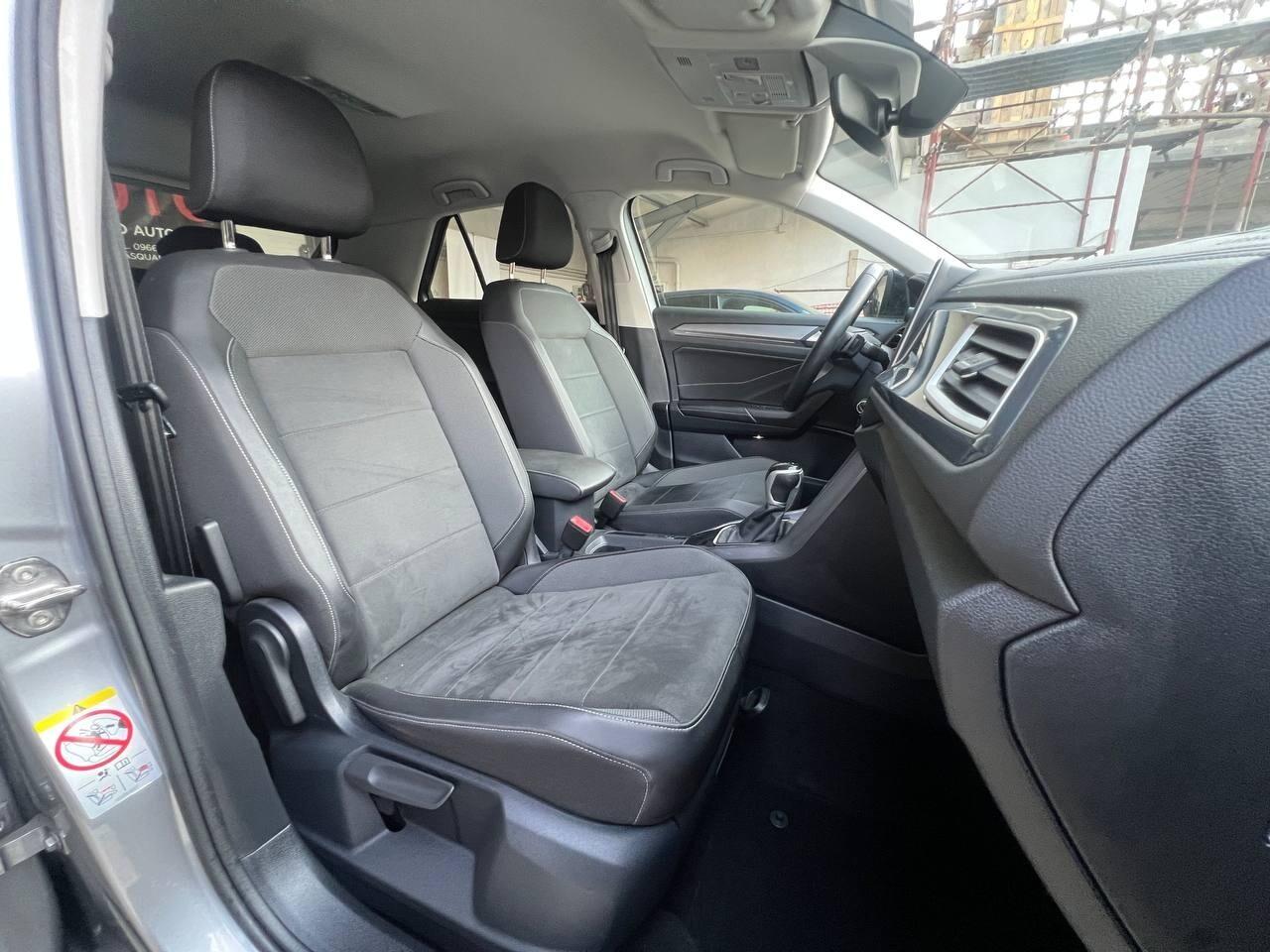 VOLKSWAGEN T-ROC 2.0 TDI SCR 150CV DSG R-LINE