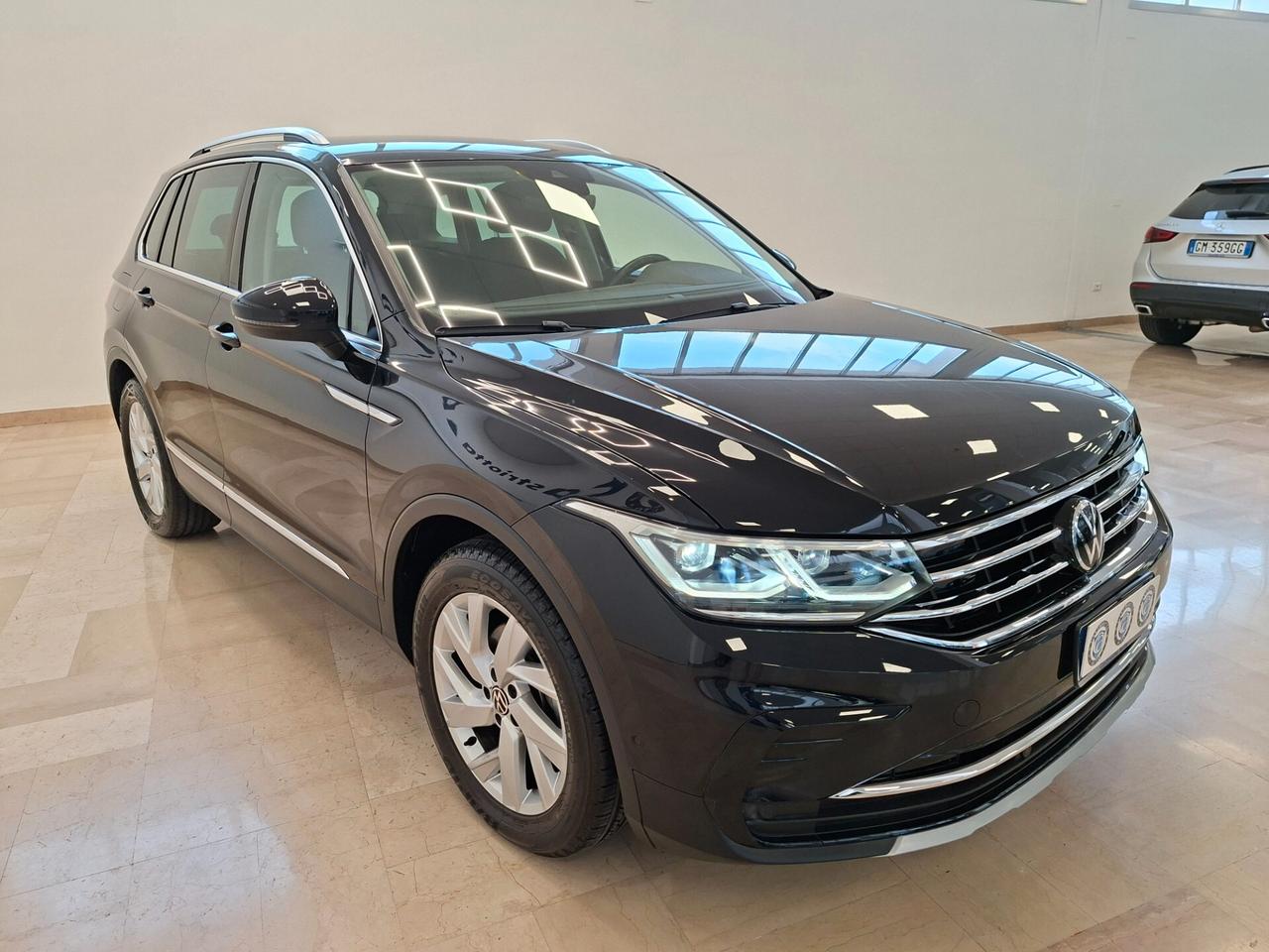 Volkswagen Tiguan 2.0 TDI 150 CV SCR DSG Elegance