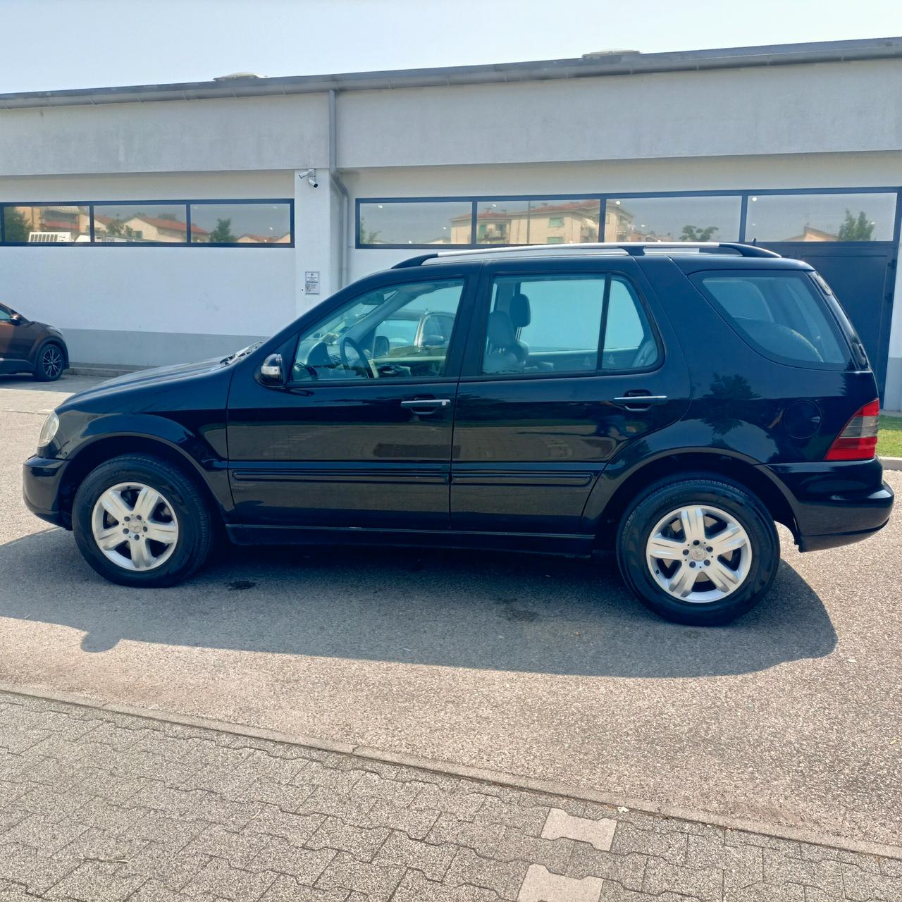 MERCEDES ML270CDI SPECIAL EDITION 4X4