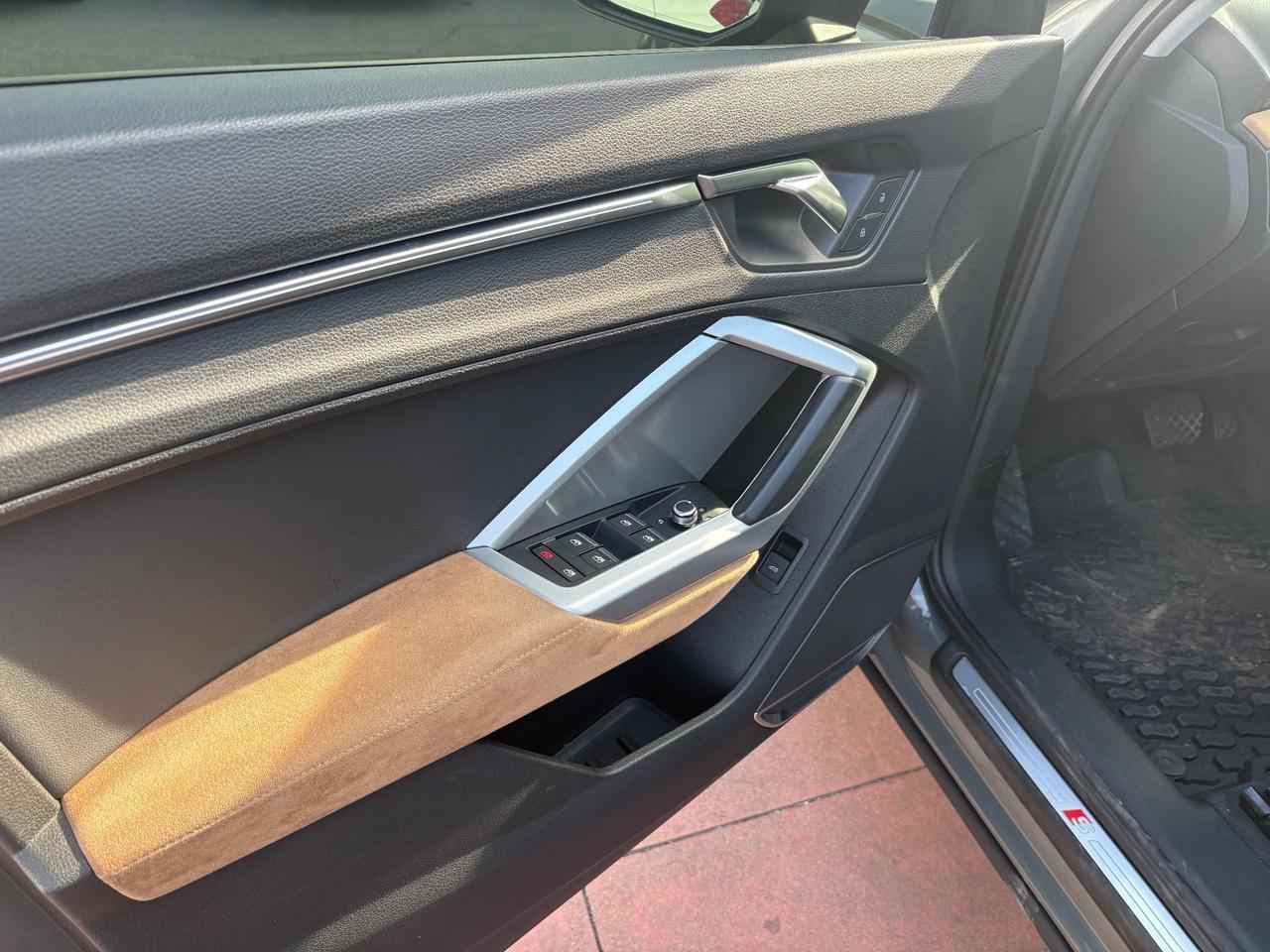 Audi Q3 35 TDI quattro S tronic line edition