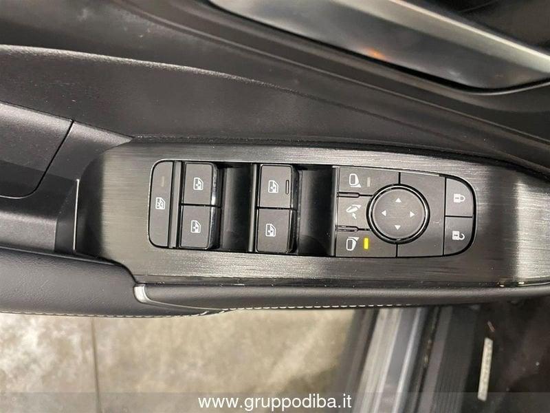 Nissan Qashqai N-CONNECTA MHYB 140CV - RT