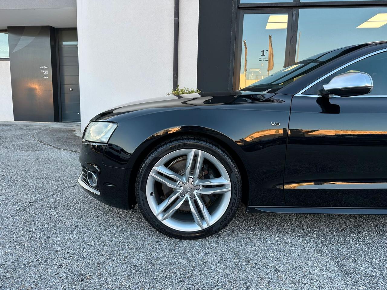 Audi A5 S5 4.2 V8 quattro