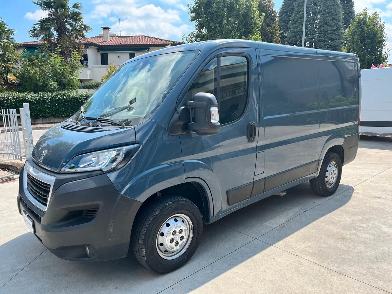 PEUGEOT BOXER / 2021 / 4P / FURGONE 330 L1H1 2.2 BLUEHDI 120CV SeS