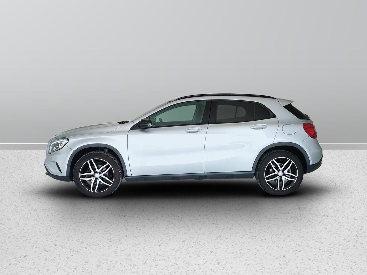 Mercedes-Benz GLA-X156 2014 - GLA 200 d (cdi) Enduro 4matic auto