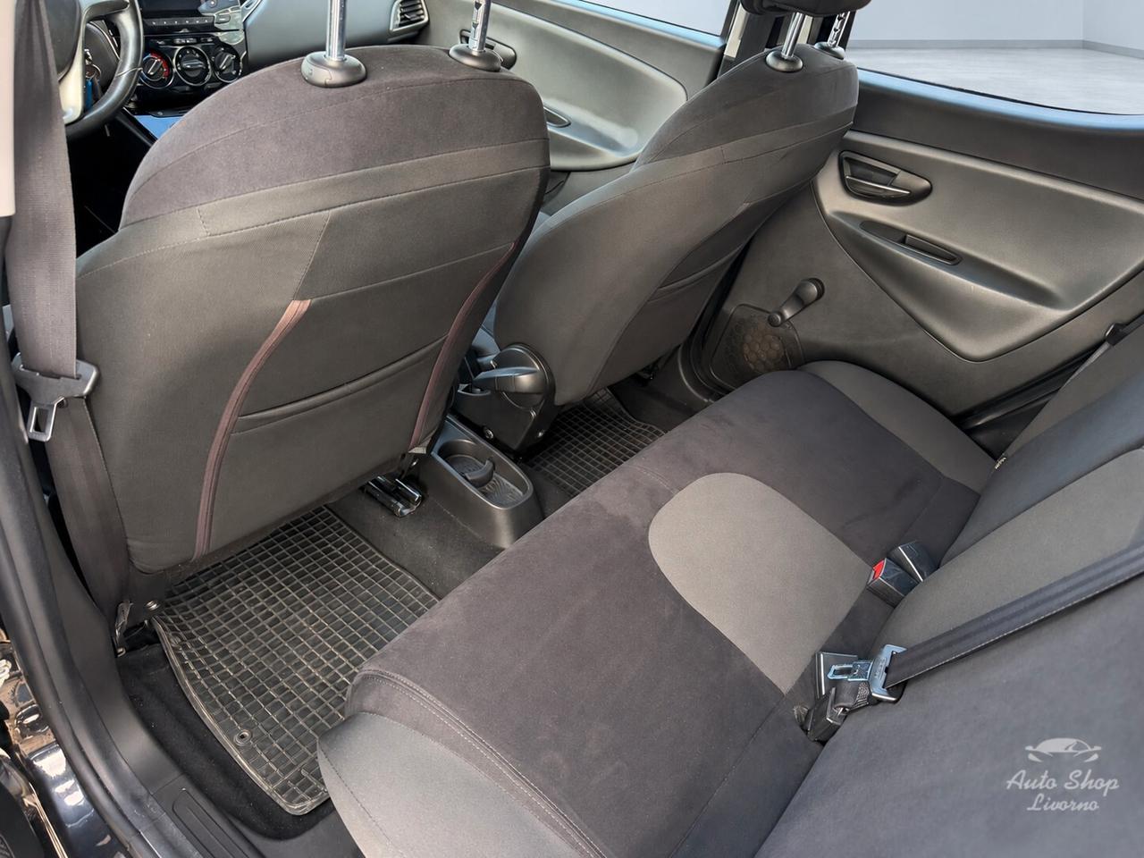 Lancia Ypsilon 1.2 69 CV 5 porte GPL Ecochic Platinum