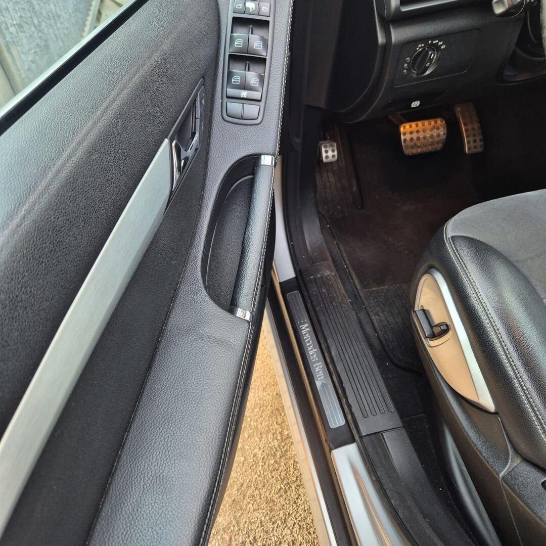 Mercedes R 320 CDI cat 4Matic - 224CV