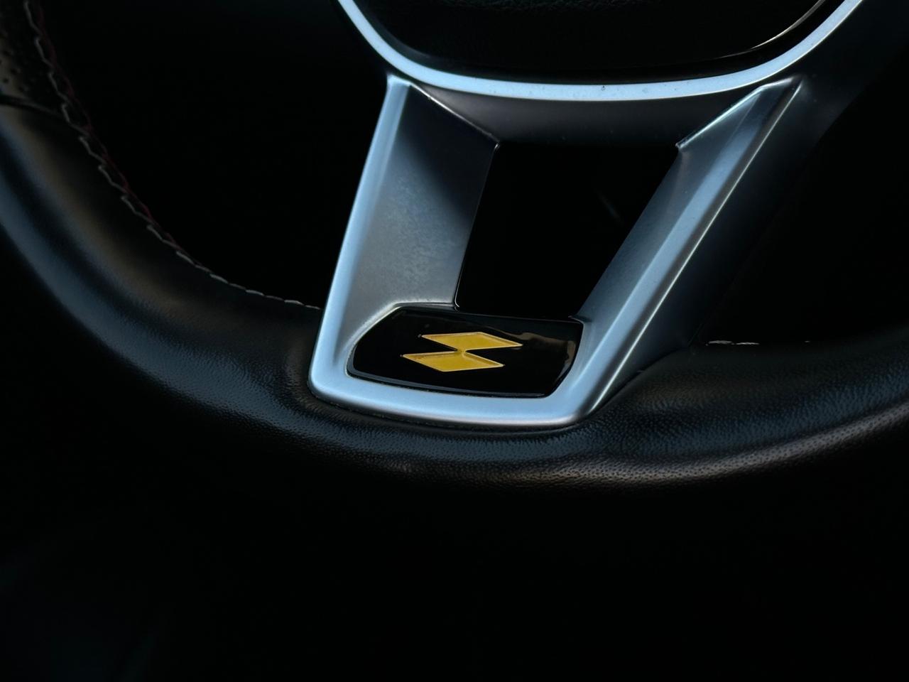 Renault Arkana Hybrid E-Tech 145 CV R.S. Line